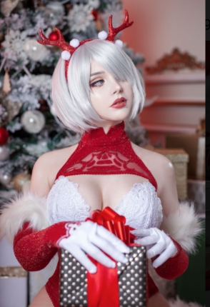 【夸克网盘】【套图】【EG123】sayathefox - Santa 2B 【15P-254MB】