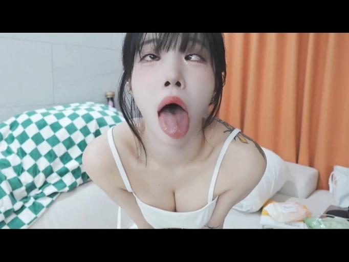 【三次元/定制】油管韩国博主baerasoni定制福利合集 [9v+1.2G/百度盘/夸克]