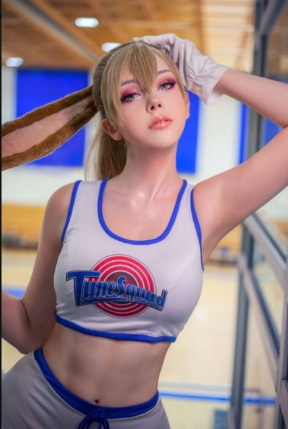 【夸克网盘】【套图】【EG124】Sayathefox - Lola 【15P-153MB】